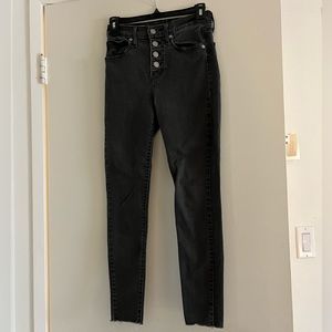Levi’s Black Skinny Jeans